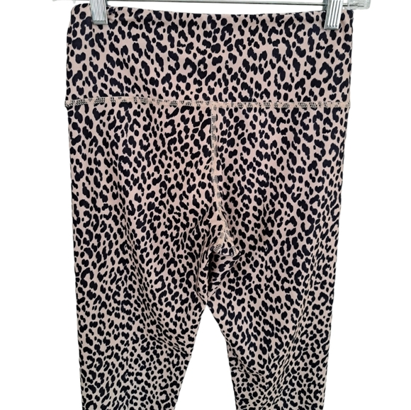 🪻BOGO🪻 Blue‎ Rain Animal Print Ankle Length Leggings (LIKE NEW) Size Small - Picture 8 of 10